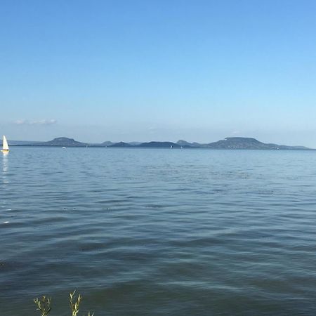 Lake House Farsang Balatonberény Exteriör bild