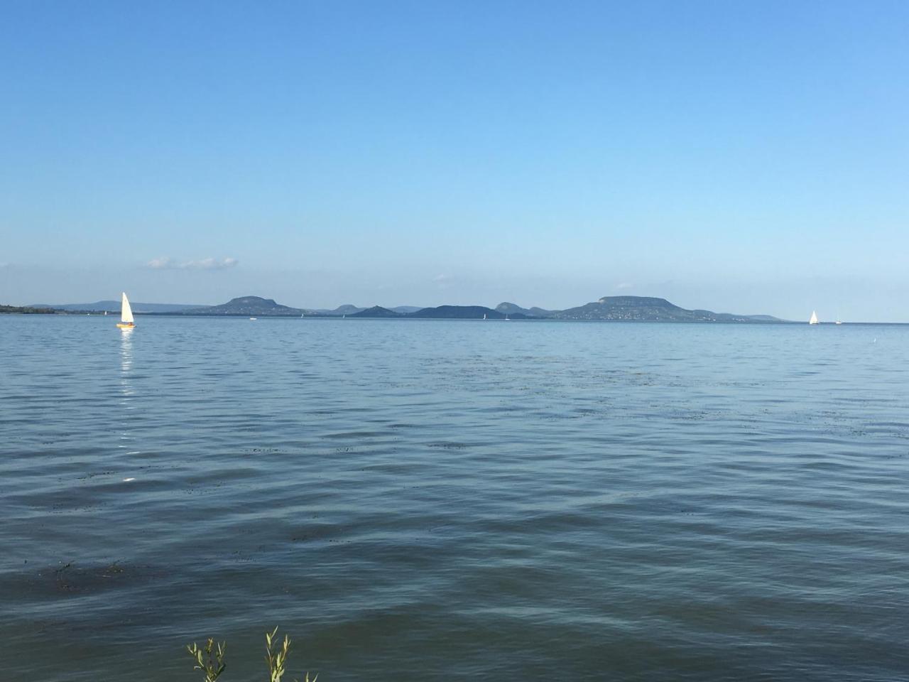 Lake House Farsang Balatonberény Exteriör bild